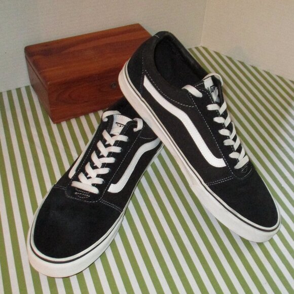 Vans Off The Wall Skateboard Sneakers - Picture 5 of 14